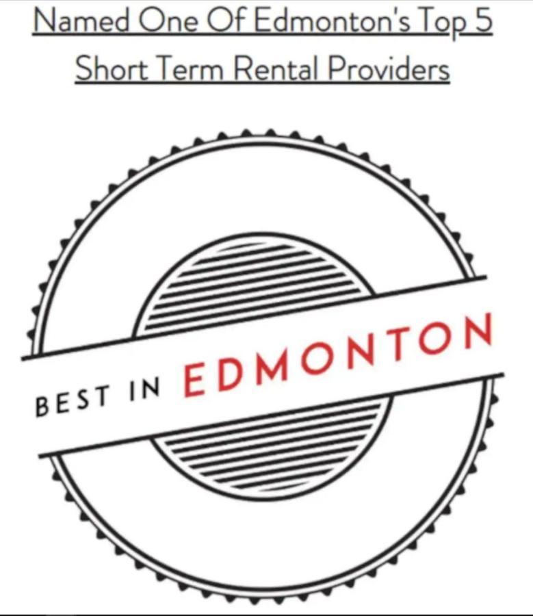 Contemporary Farmhouse Home - King Bed - Double Garage Parking - Free Wifi & Netflix - Long Stays Welcome Edmonton Esterno foto